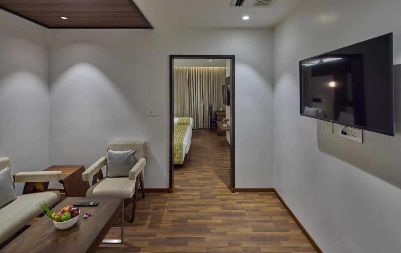 Grand Continent Hosur A Sarovar Portico Affiliate Hotel المظهر الخارجي الصورة