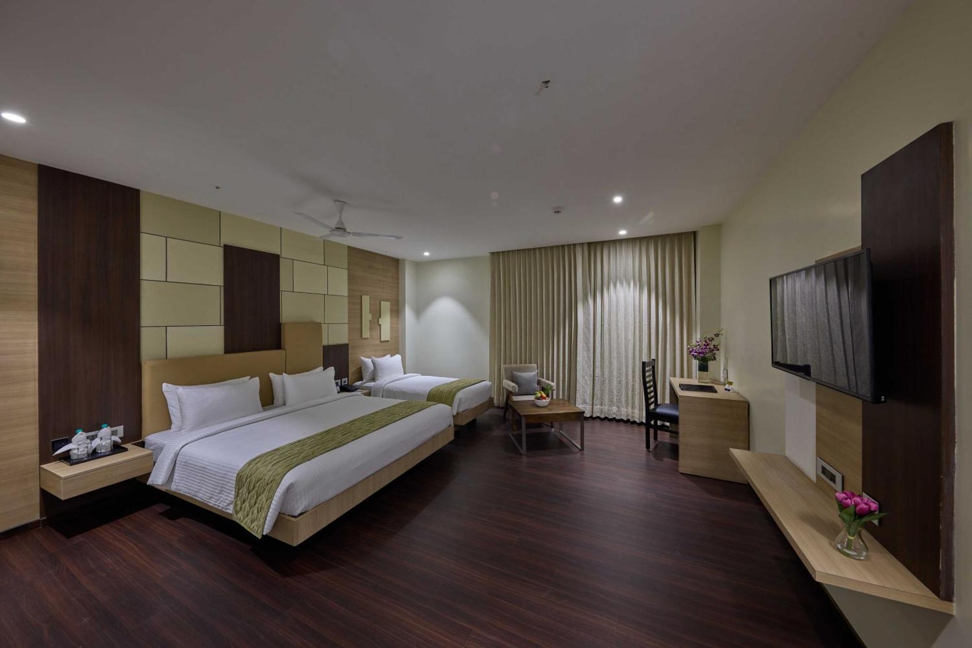 Grand Continent Hosur A Sarovar Portico Affiliate Hotel المظهر الخارجي الصورة