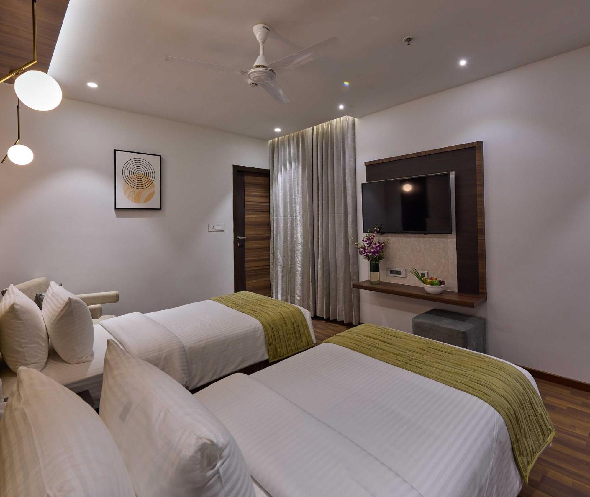 Grand Continent Hosur A Sarovar Portico Affiliate Hotel المظهر الخارجي الصورة