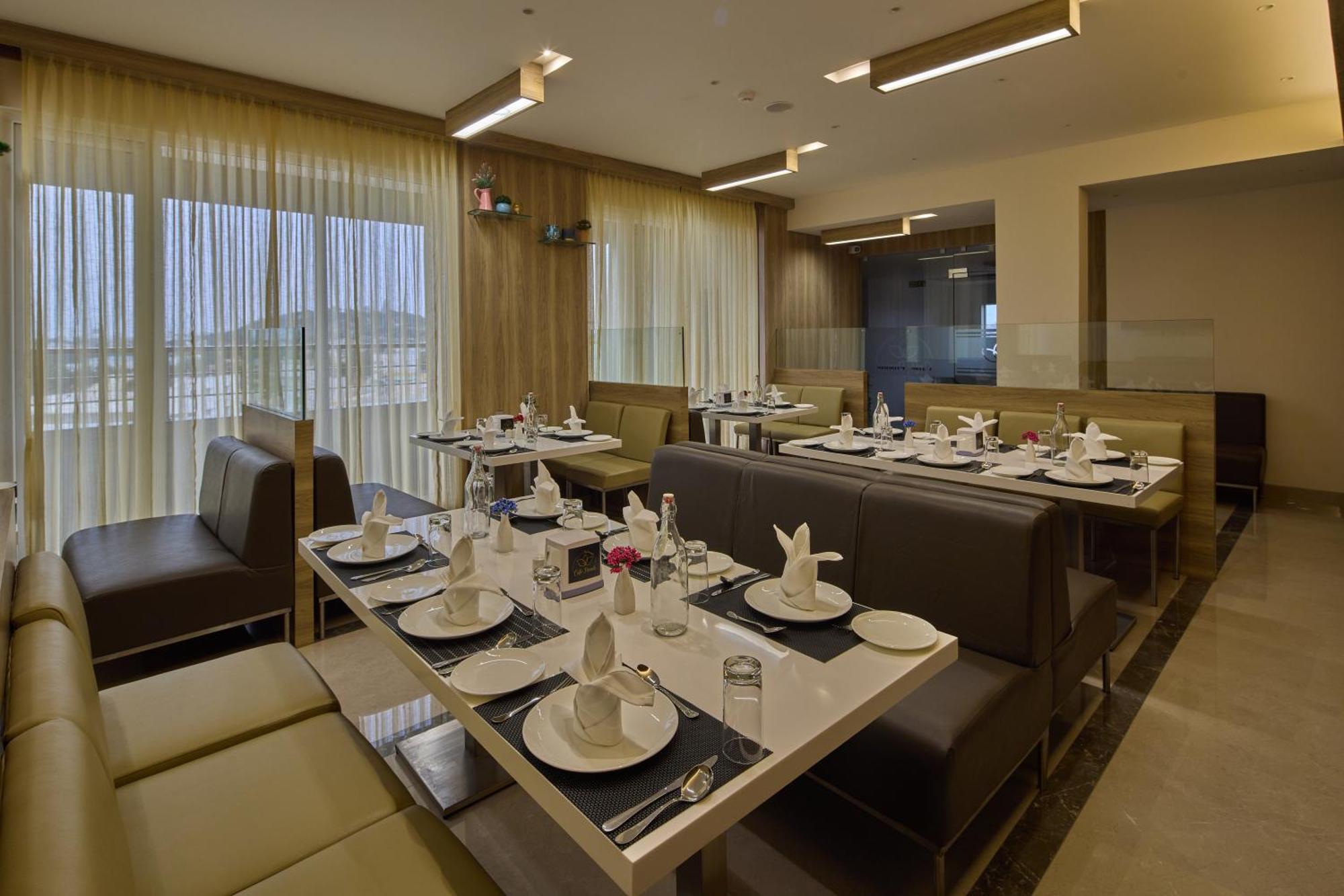 Grand Continent Hosur A Sarovar Portico Affiliate Hotel المظهر الخارجي الصورة