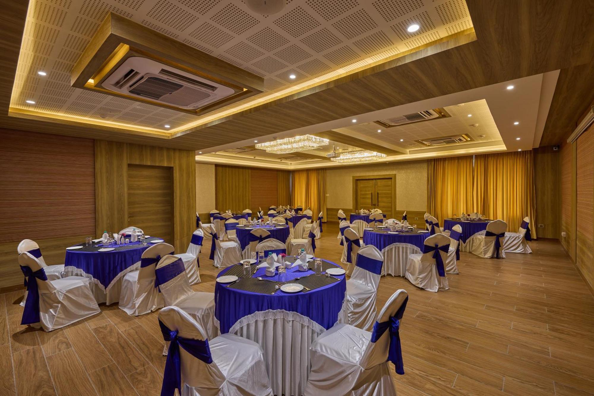 Grand Continent Hosur A Sarovar Portico Affiliate Hotel المظهر الخارجي الصورة